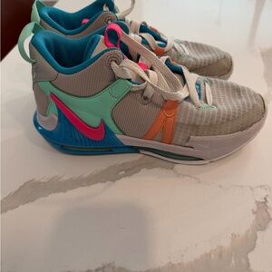 Nike Kids LeBron  Gray and Blue Sneakers with Pink Accents